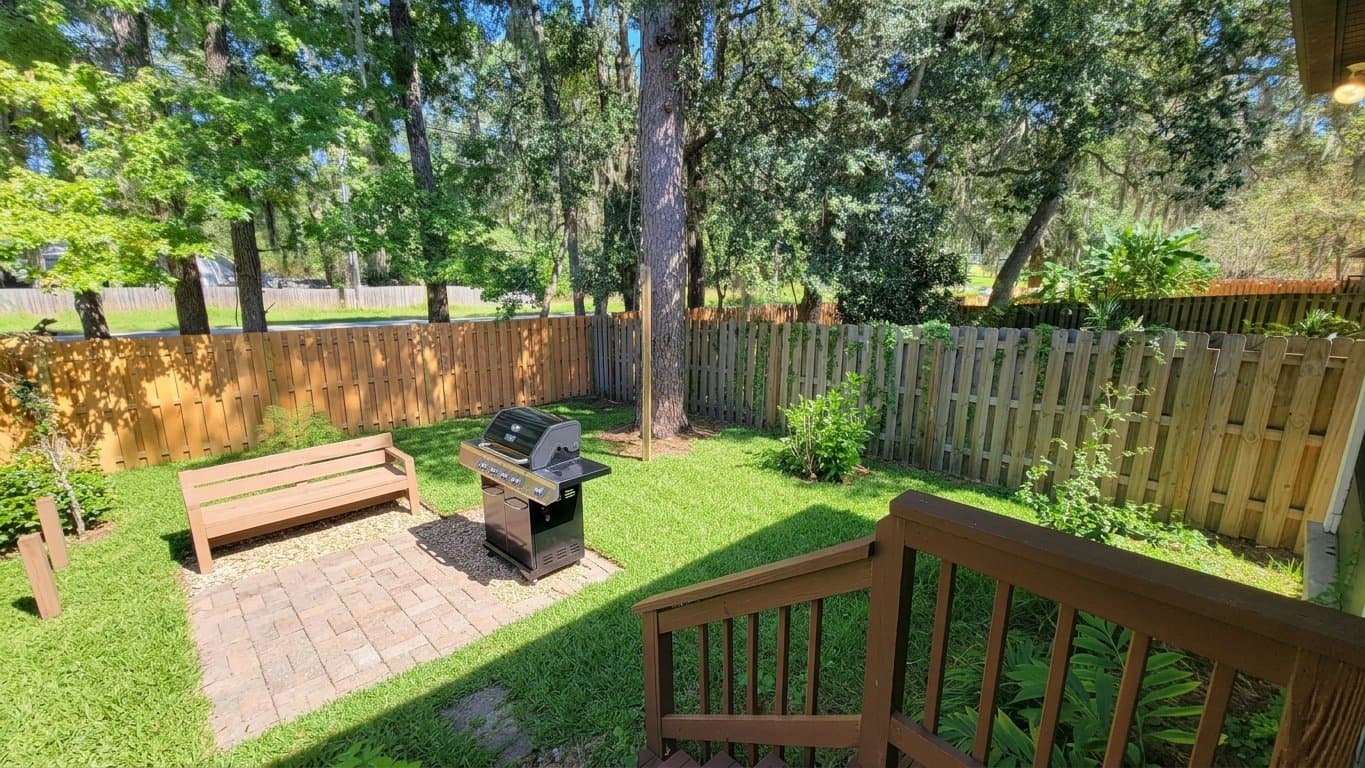 Gainesville House: 9964 NW 22nd Rd