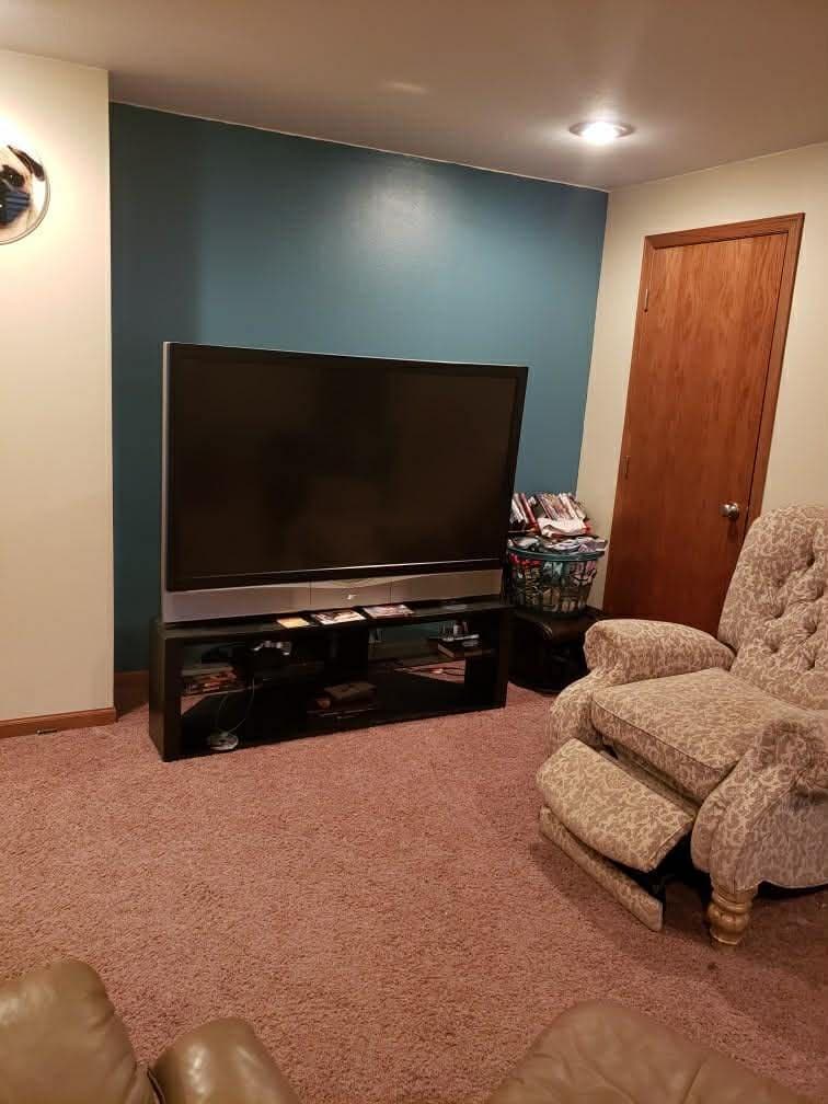 Brookings House: 233 Dakota Trail
