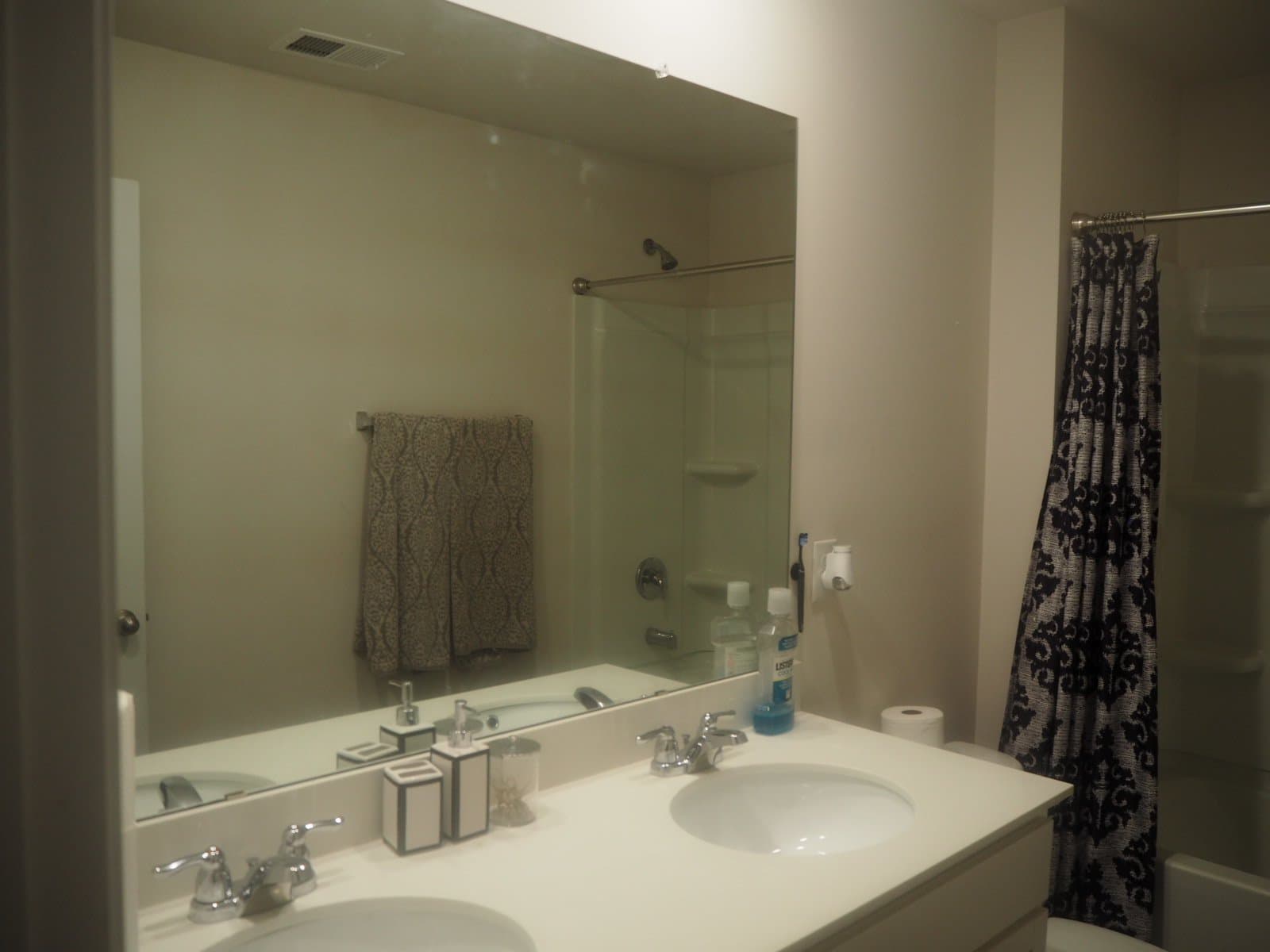 Piedmont Single Room: 105 Milldale Dr
