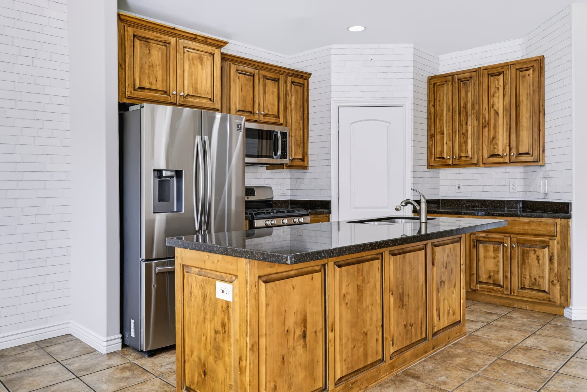 Orem Townhome: 848 S 1840 W