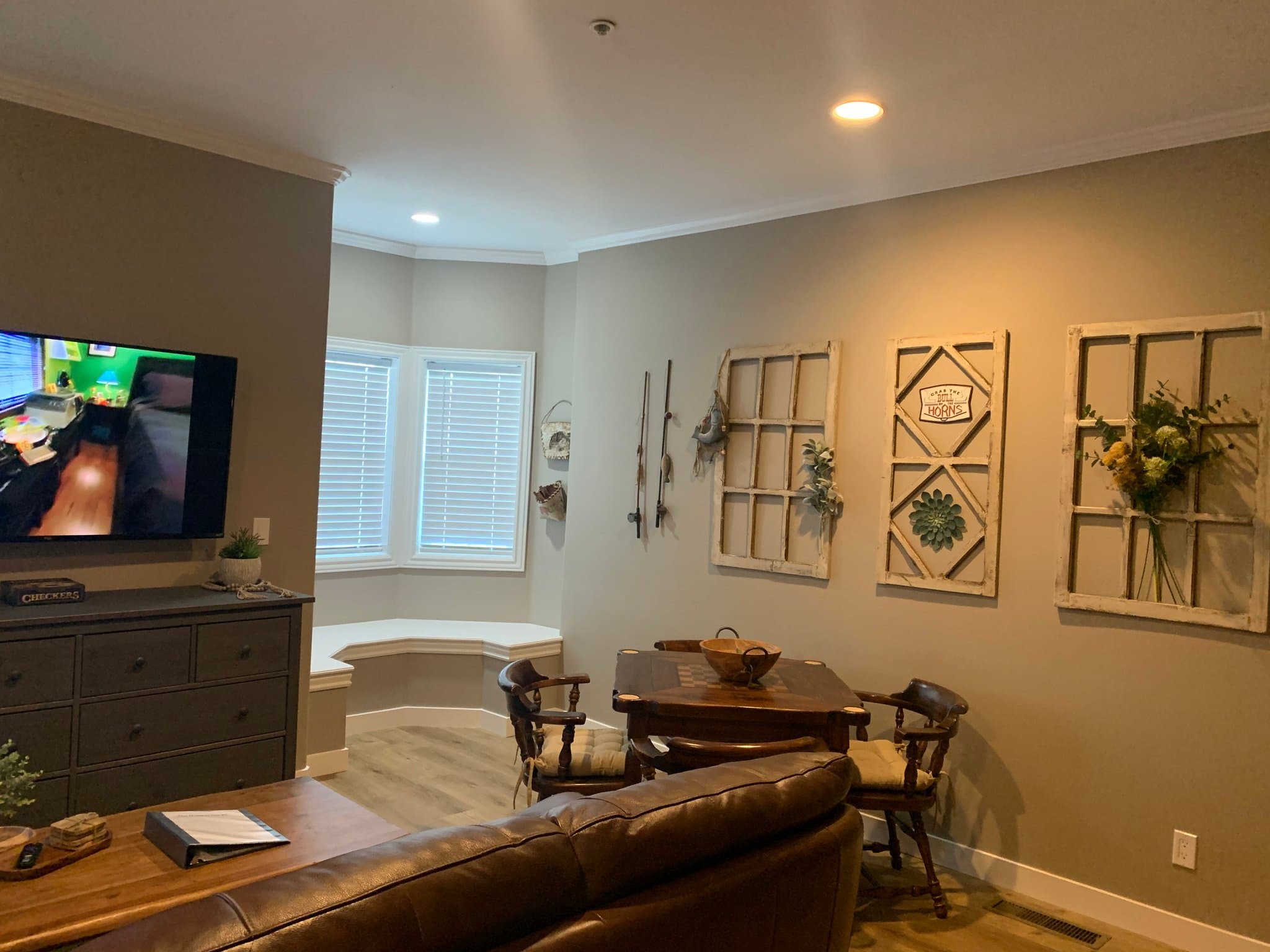 Midway Condo: 350 Fairway Dr