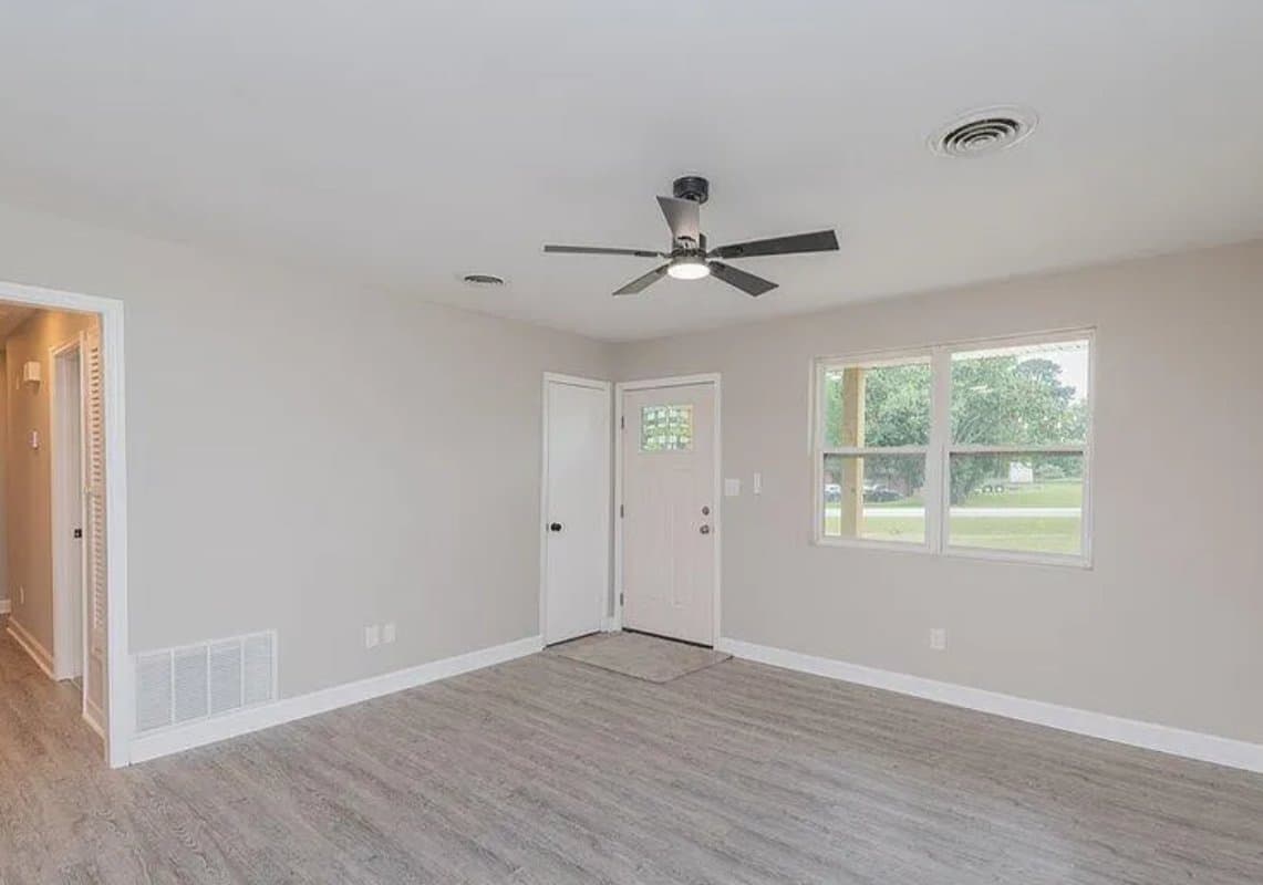 Martinez House: 4524 Oakley Pirkle Rd