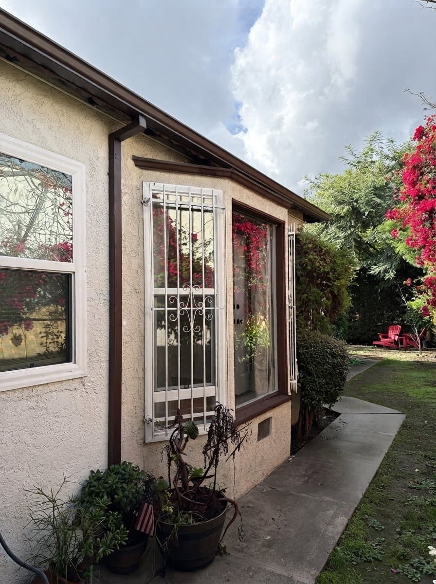 Los Angeles Multiplex: 1644 S Garth Ave