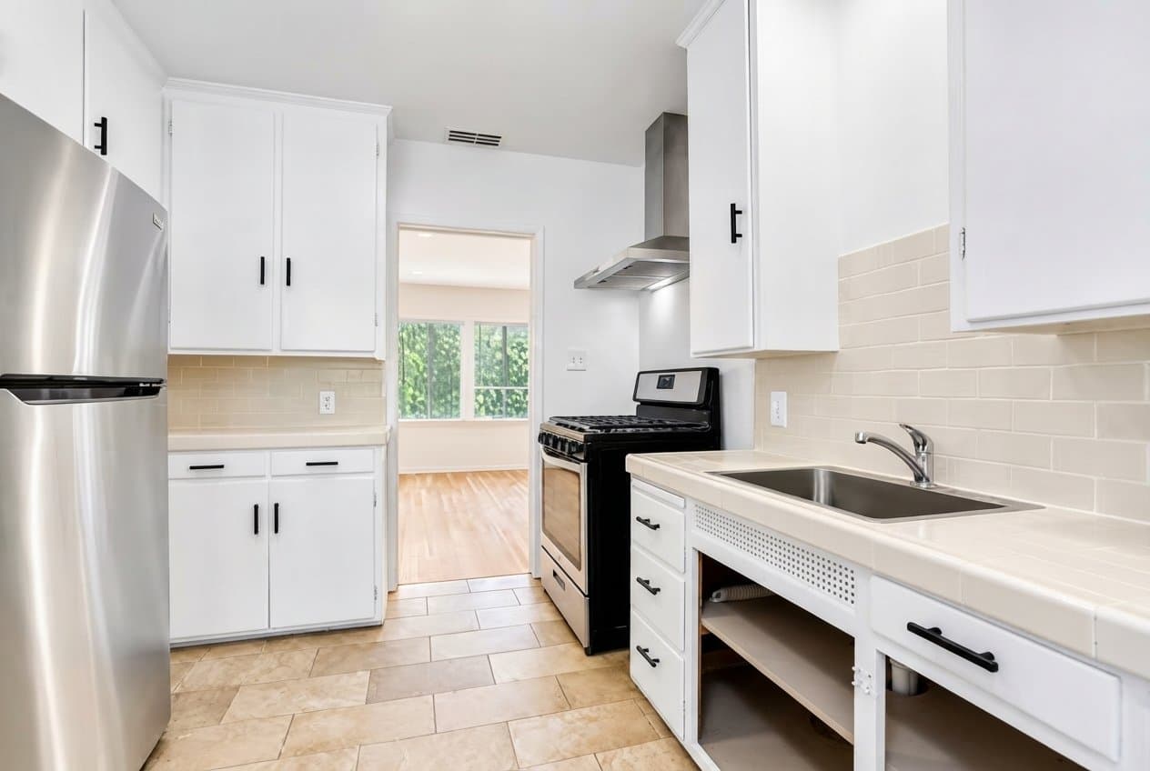 Studio City Multiplex: 4244 Tujunga Ave