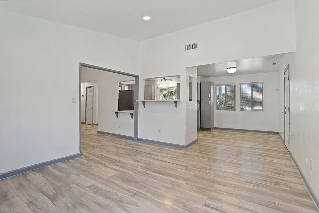 Stockton House: 7086 Plymouth Rd