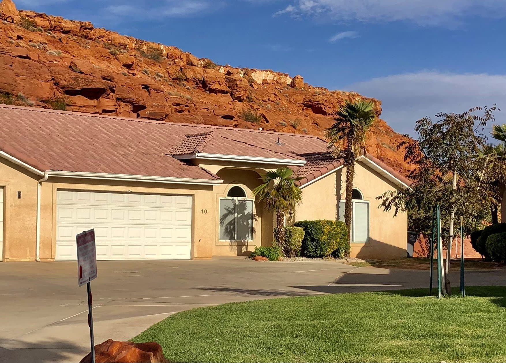 Saint George Townhome: 2099 E Middleton Dr