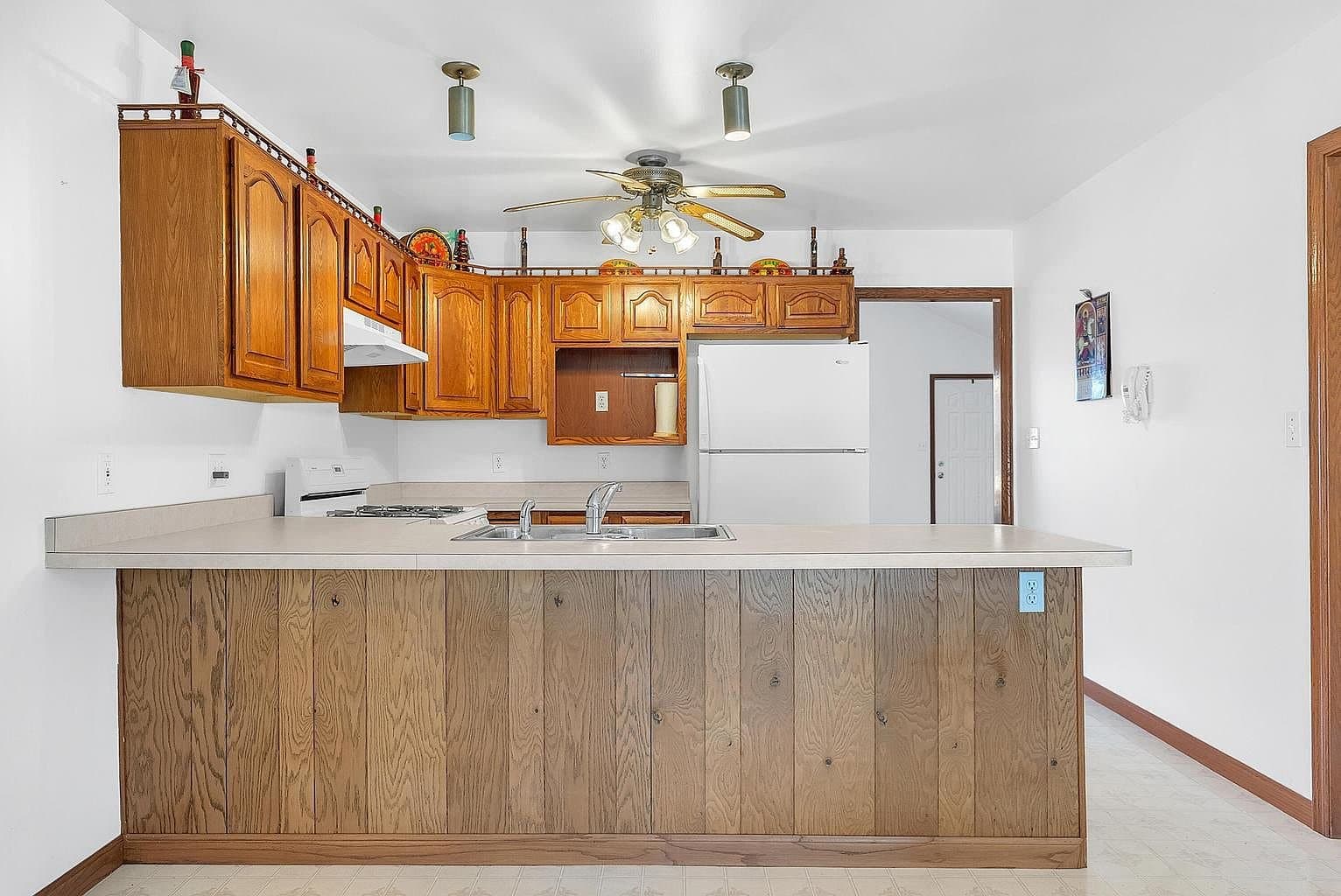 Hobart Townhome: 1714 Lincoln St