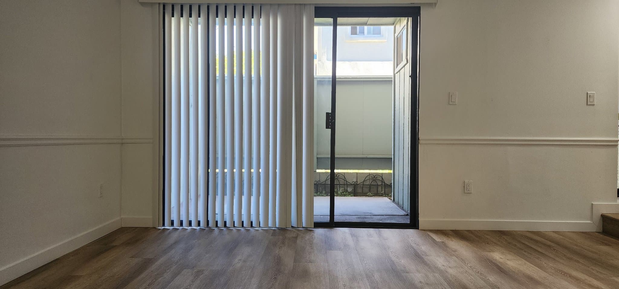 Redondo Beach Townhome: 714 N. Irena Ave.
