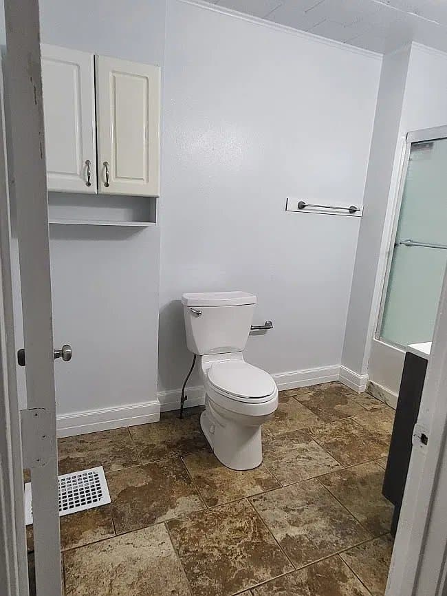 Sioux City House: 721 W 4th St