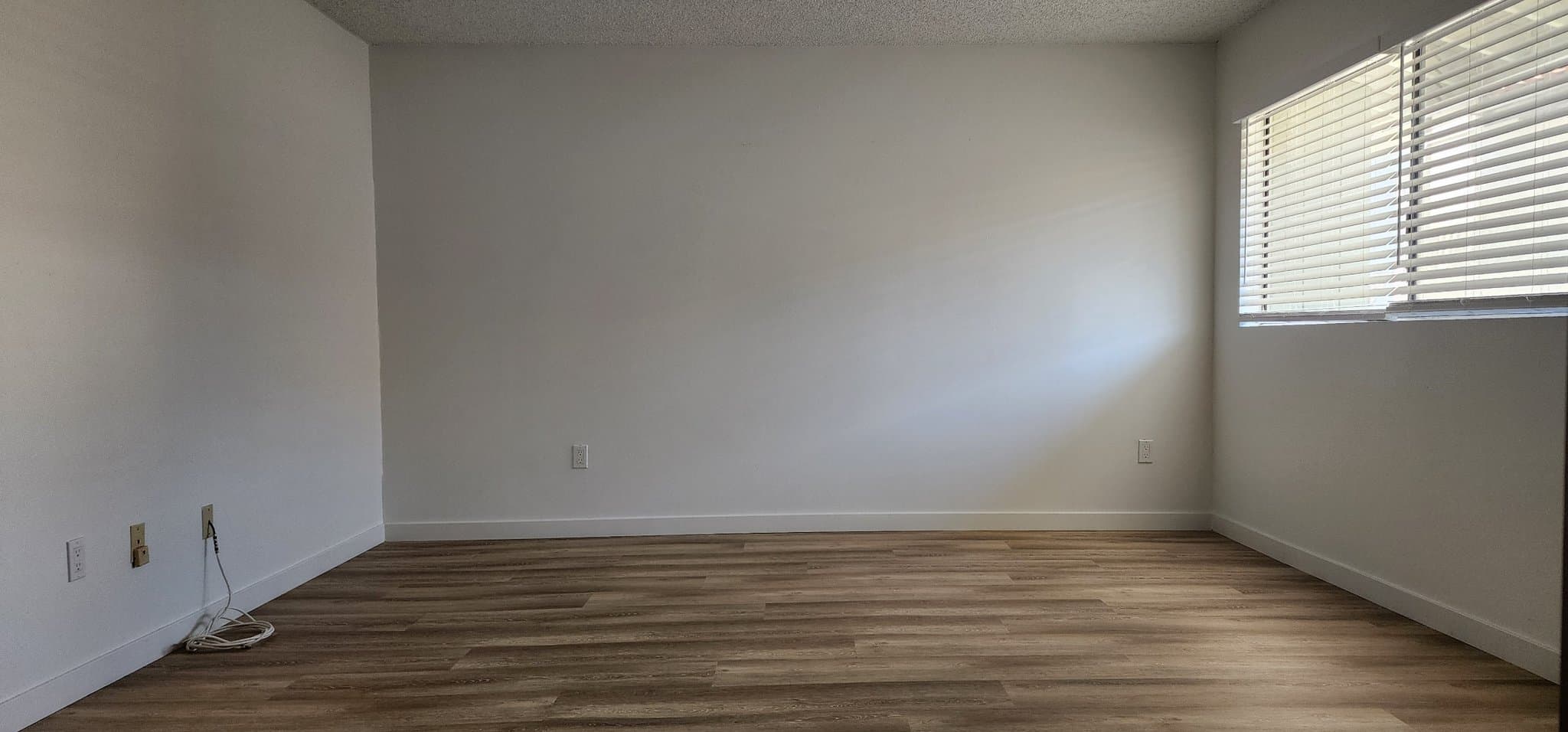 Redondo Beach Townhome: 714 N. Irena Ave.