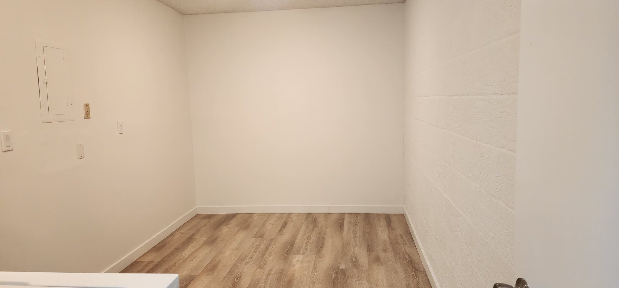 Redondo Beach Townhome: 714 N. Irena Ave.