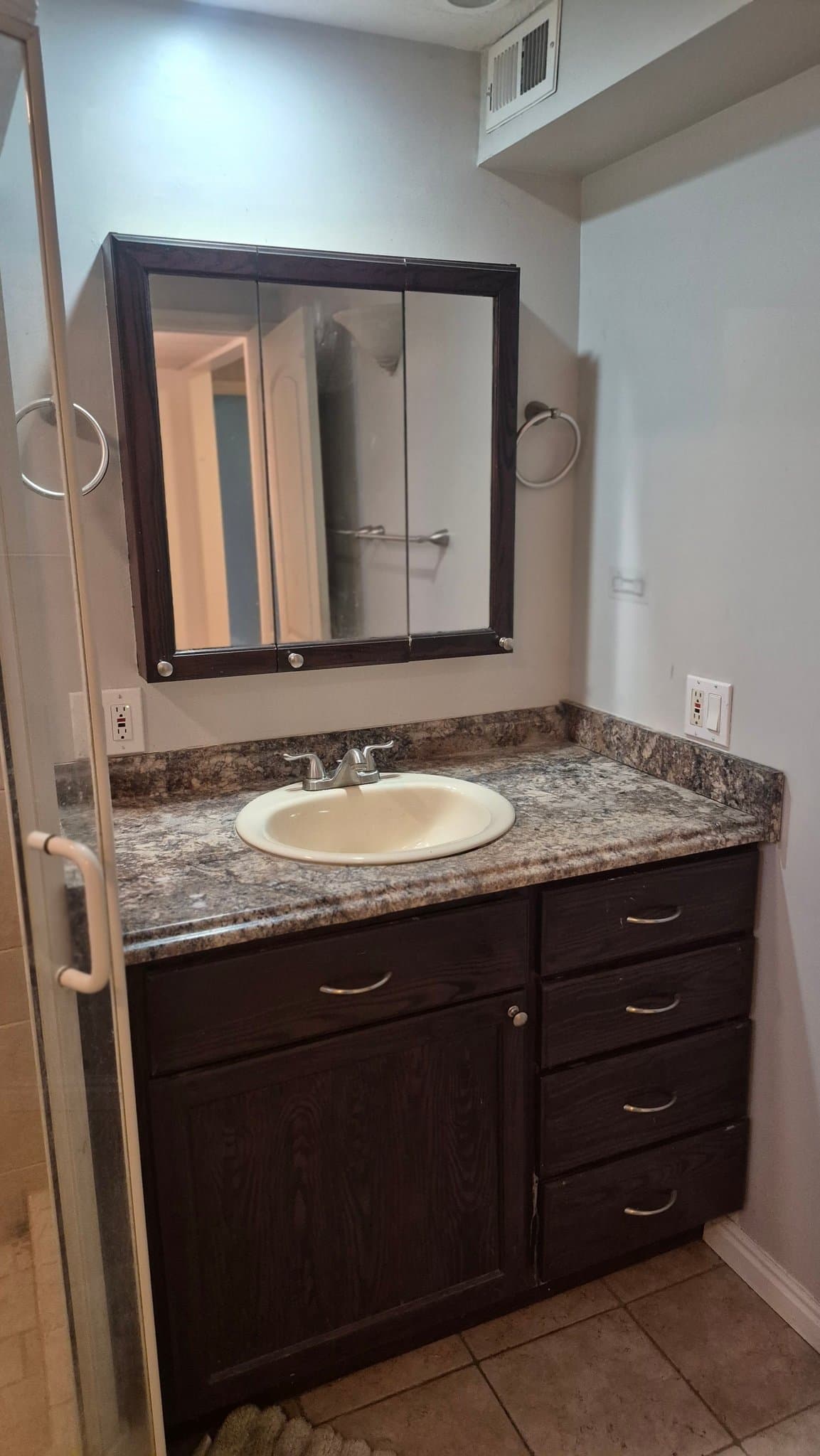 Murray House: 1447 E 5935 S