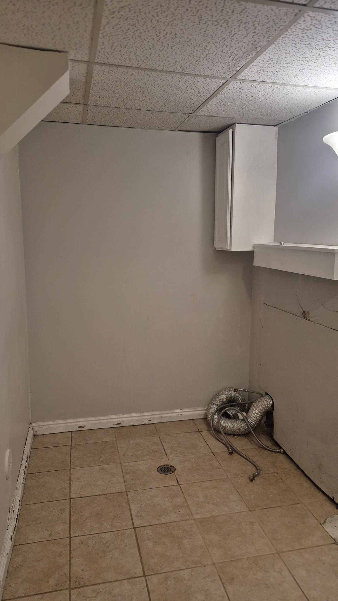 Murray House: 1447 E 5935 S