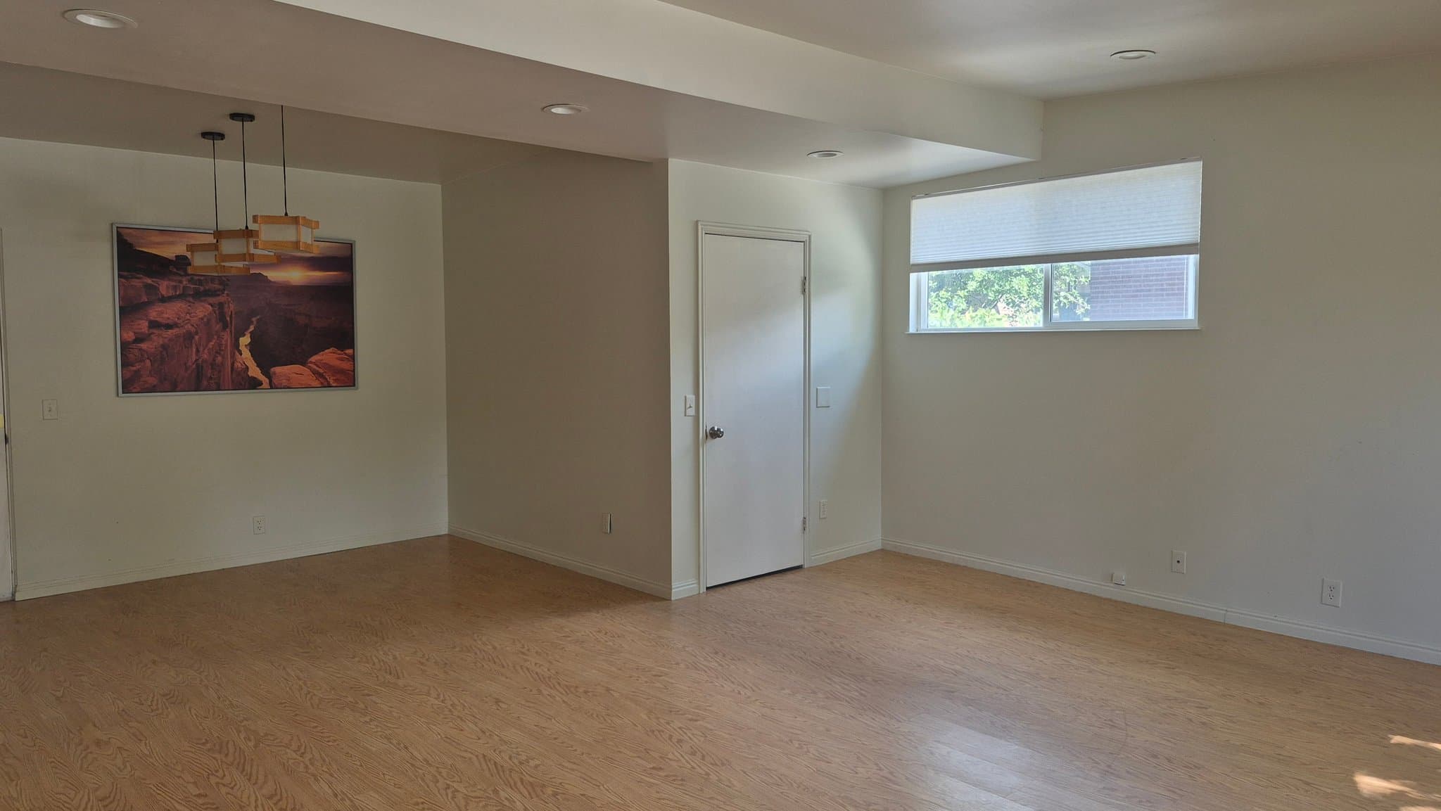 Murray House: 1447 E 5935 S