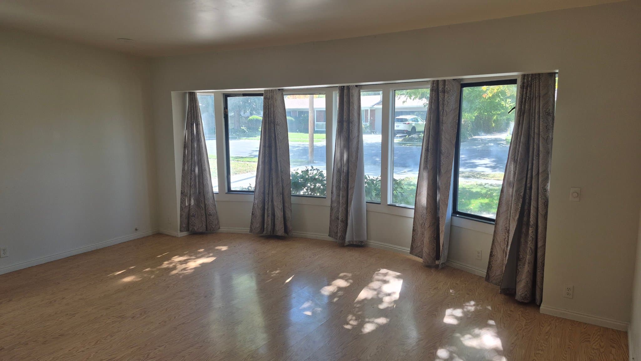 Murray House: 1447 E 5935 S
