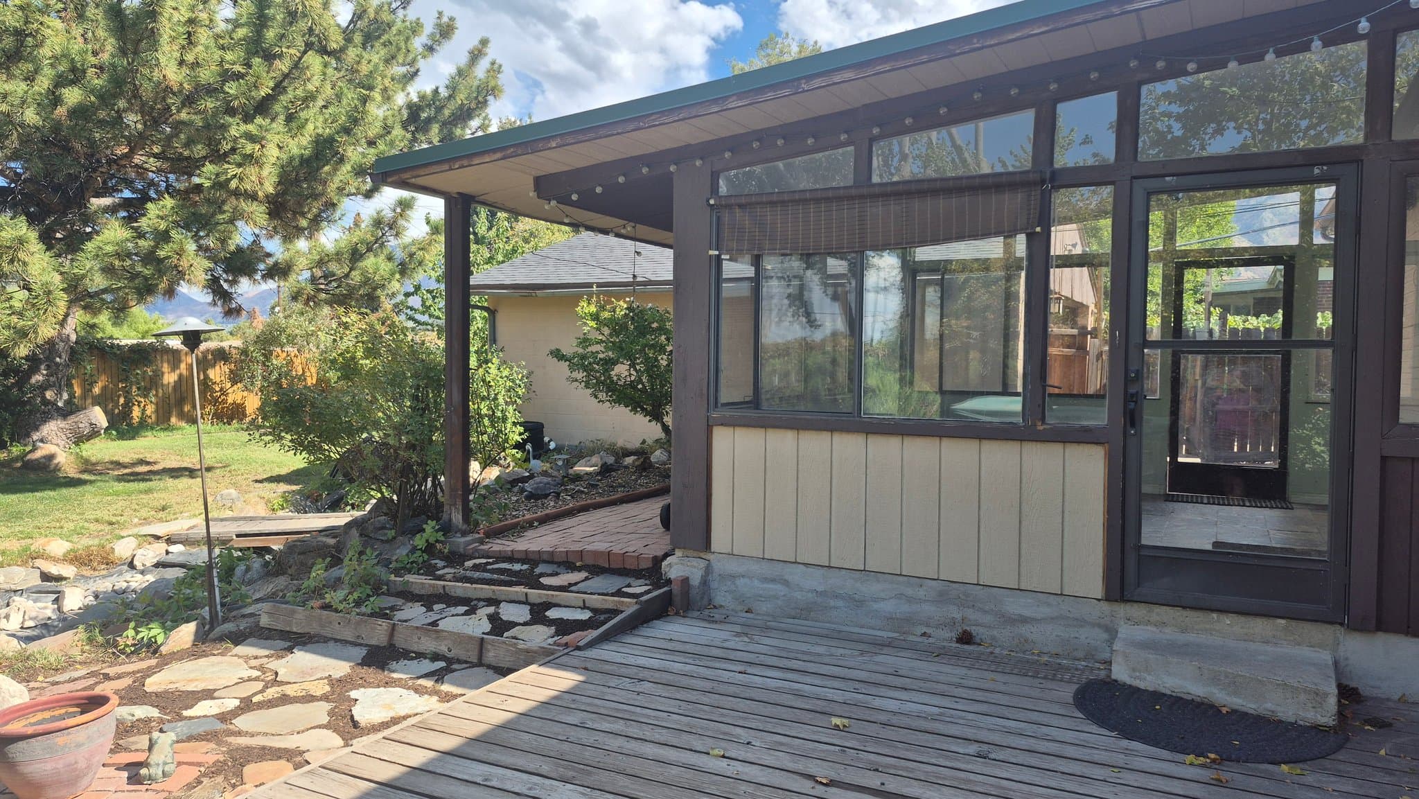 Murray House: 1447 E 5935 S