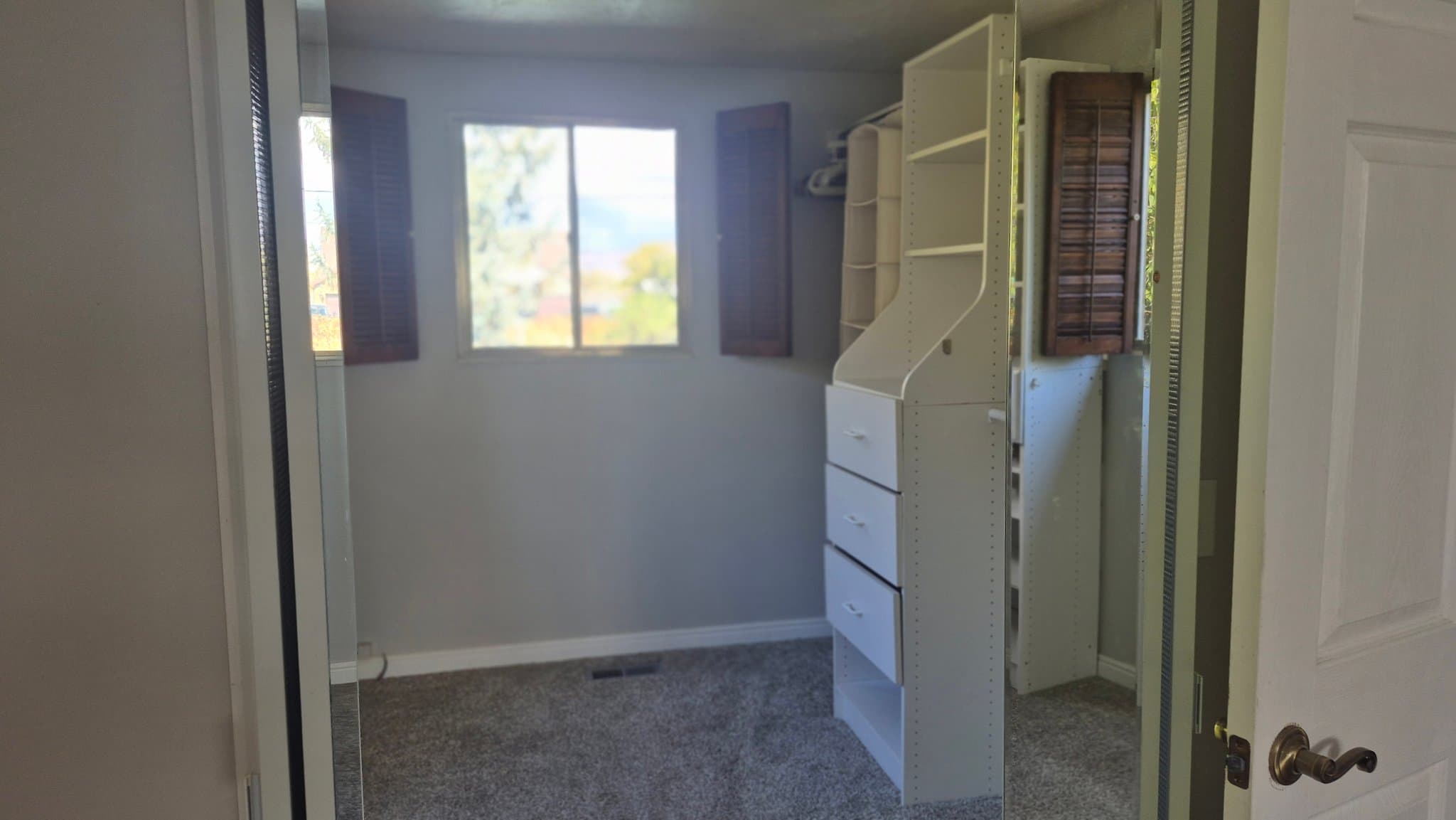 Murray House: 1447 E 5935 S