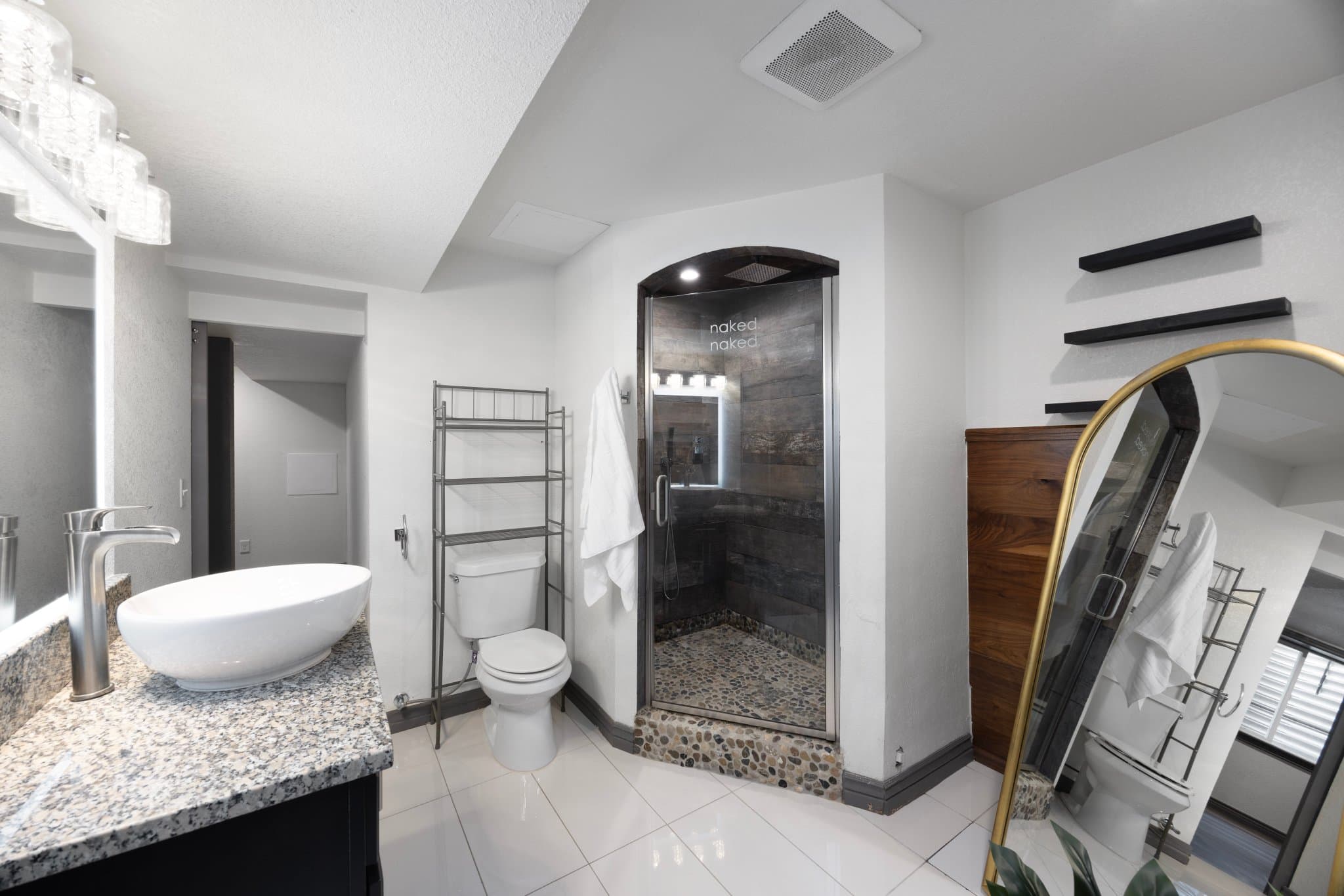 Fort Lupton House: 312 Mountain View Ave