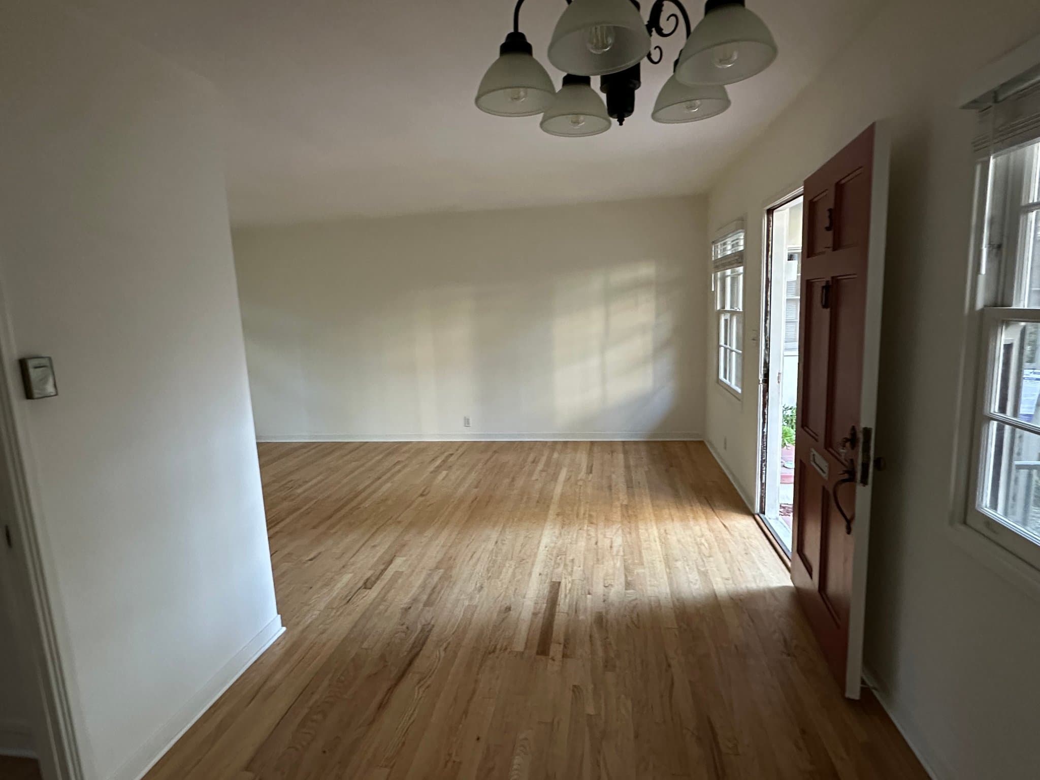 South Pasadena Apartment: 1616 Fair Oaks Ave,