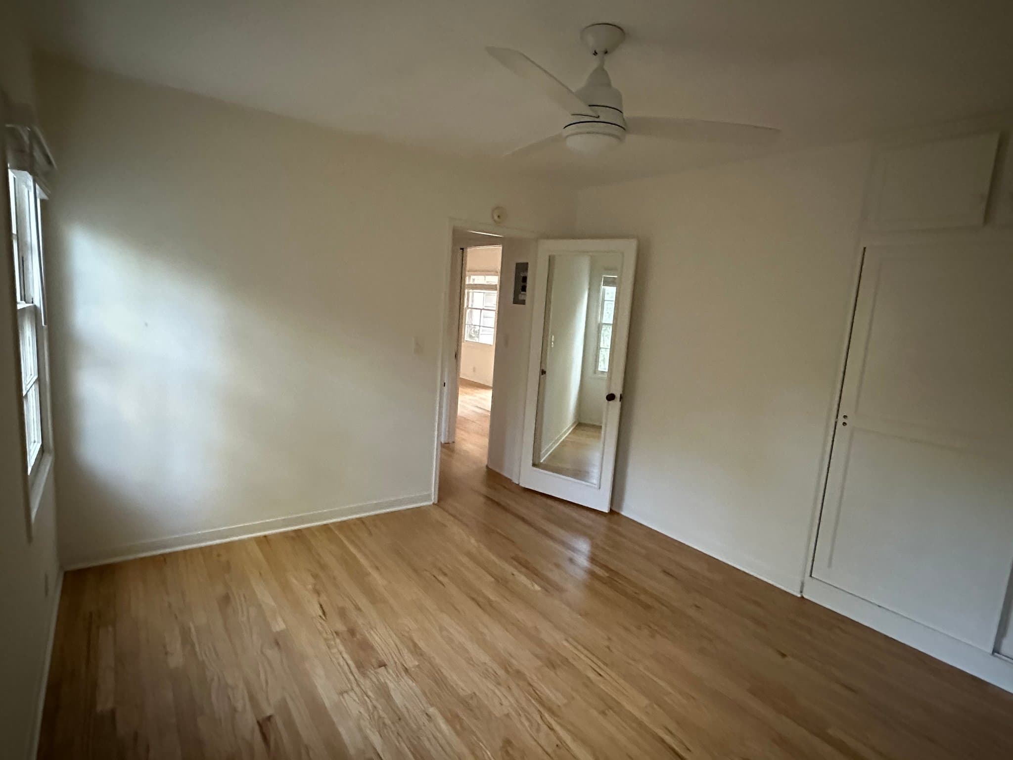 South Pasadena Apartment: 1616 Fair Oaks Ave,