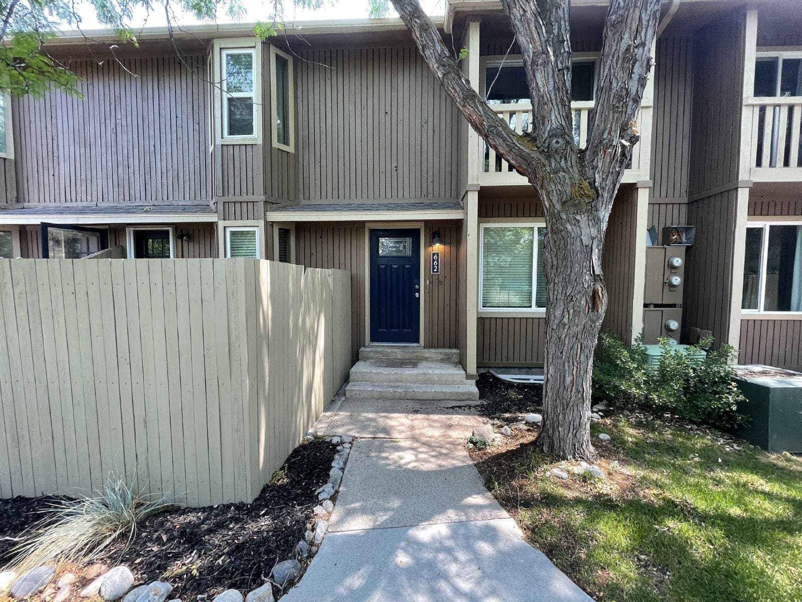 Midvale Townhome: 662 E Cobblestone Ln