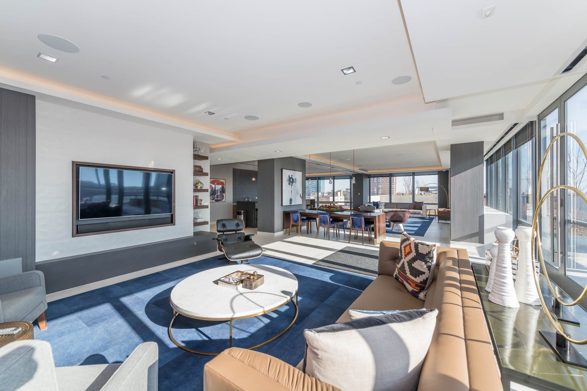 Chicago Condo: 1122 Westgate St