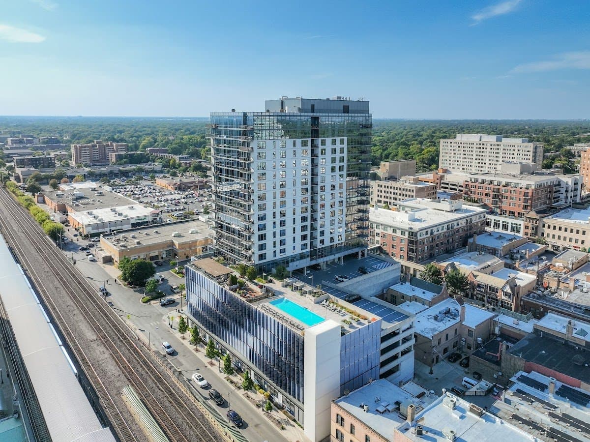 Chicago Condo: 1122 Westgate St