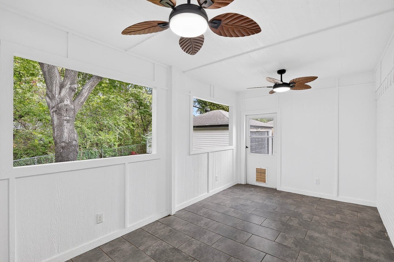 Dallas House: 2212 Larry Drive