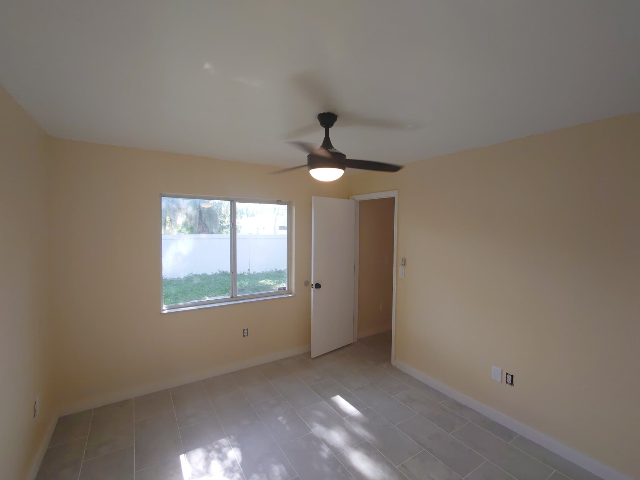 Plant City House: 403 Abigail Road