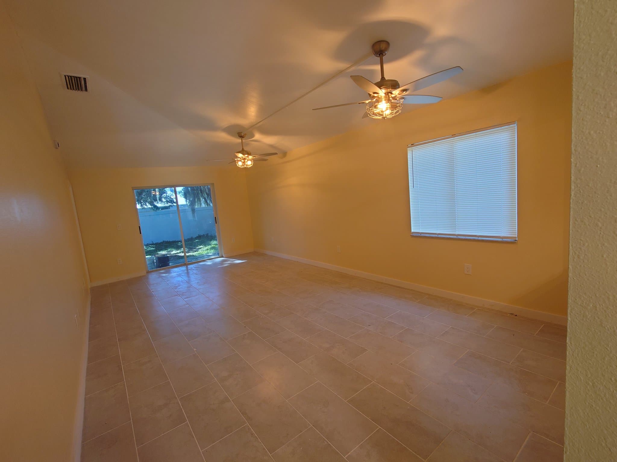 Plant City House: 403 Abigail Road