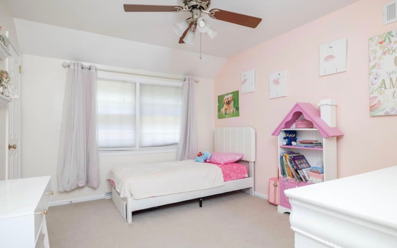 Wilmington House: 104 Delview Dr
