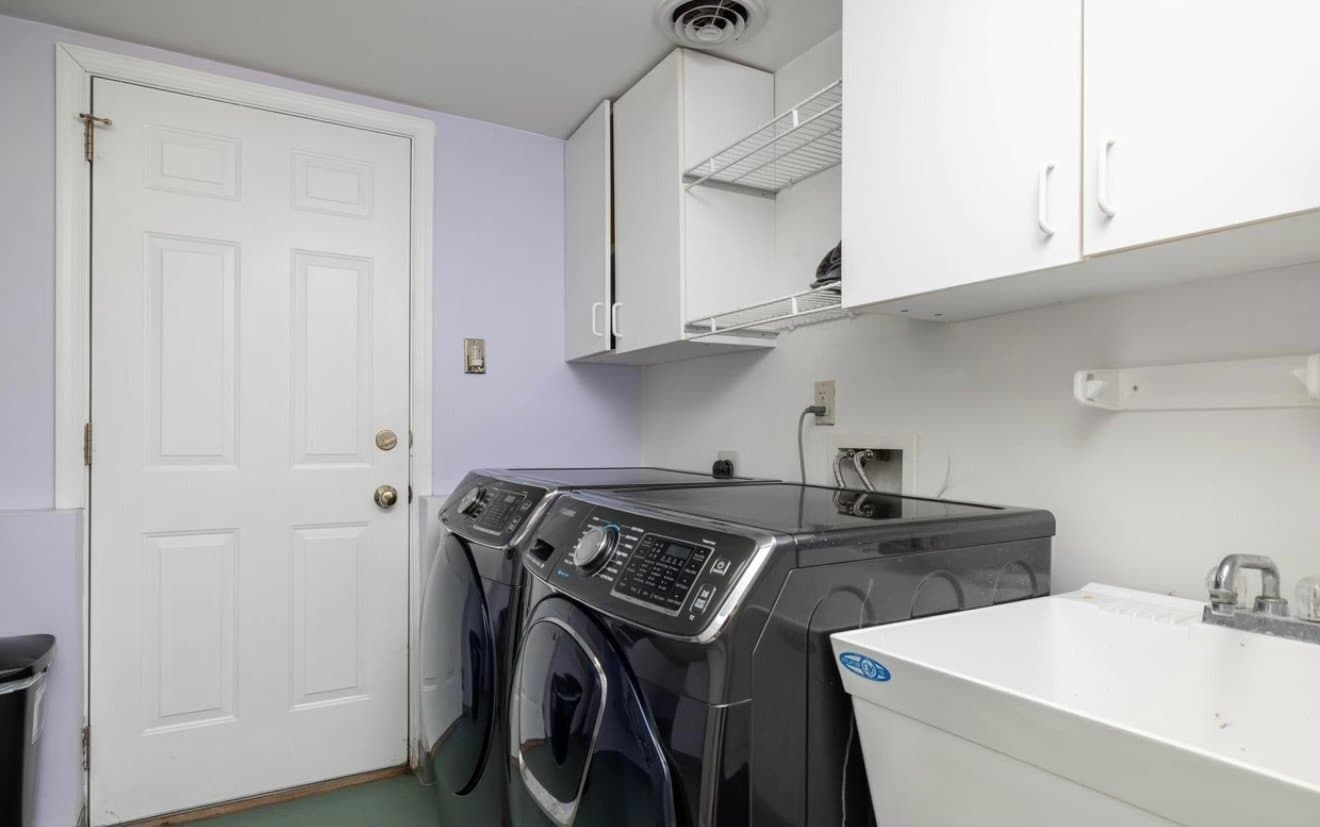 Wilmington House: 104 Delview Dr