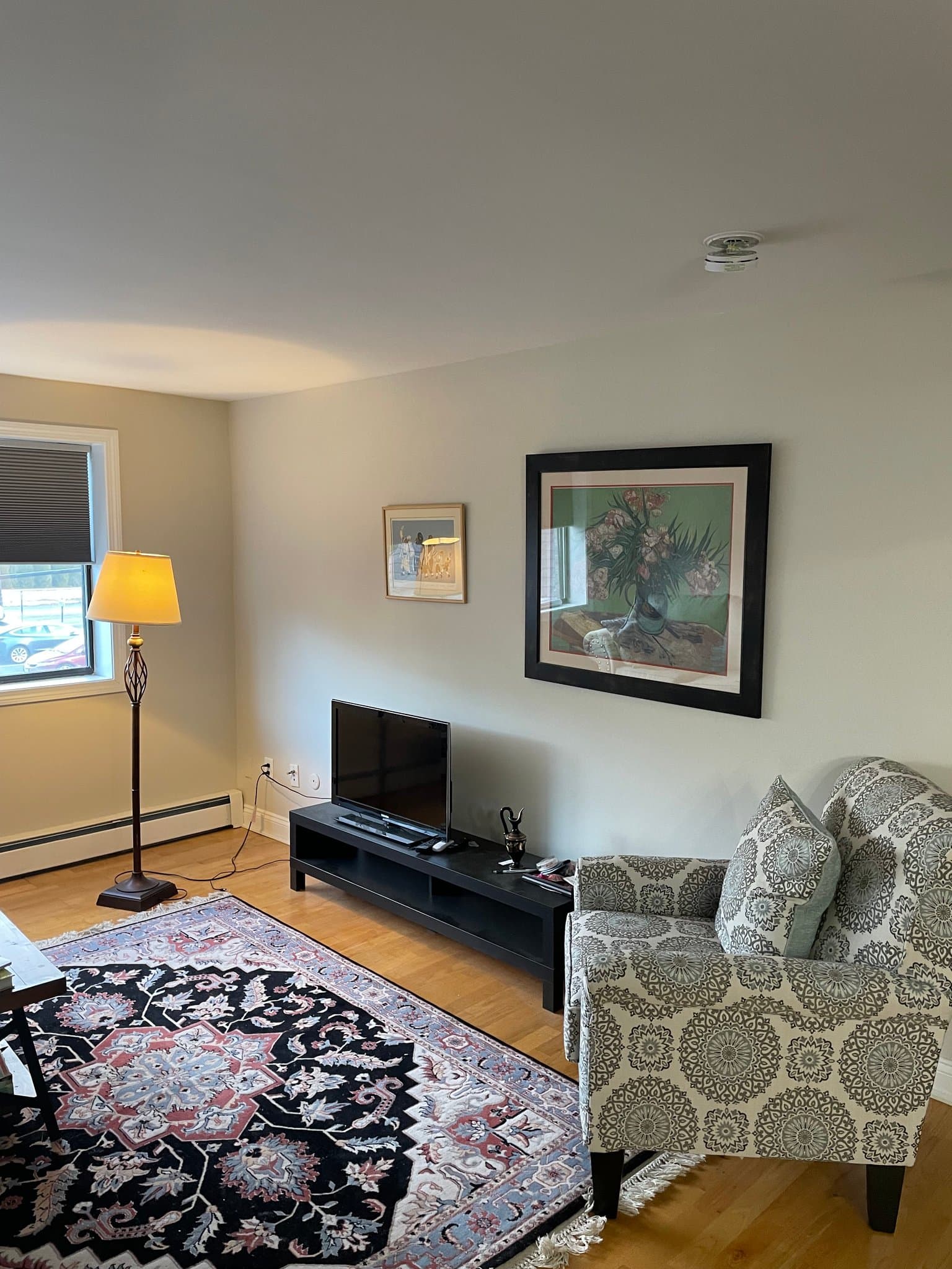 Waltham Apartment: 41 Walnut St
