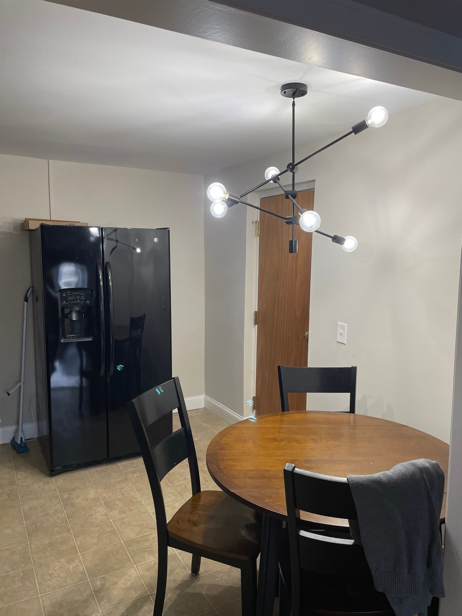 Waltham Apartment: 41 Walnut St
