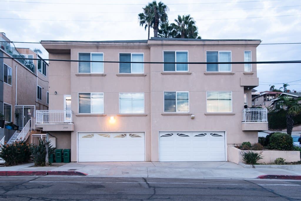 San Diego Townhome: 2905 India St