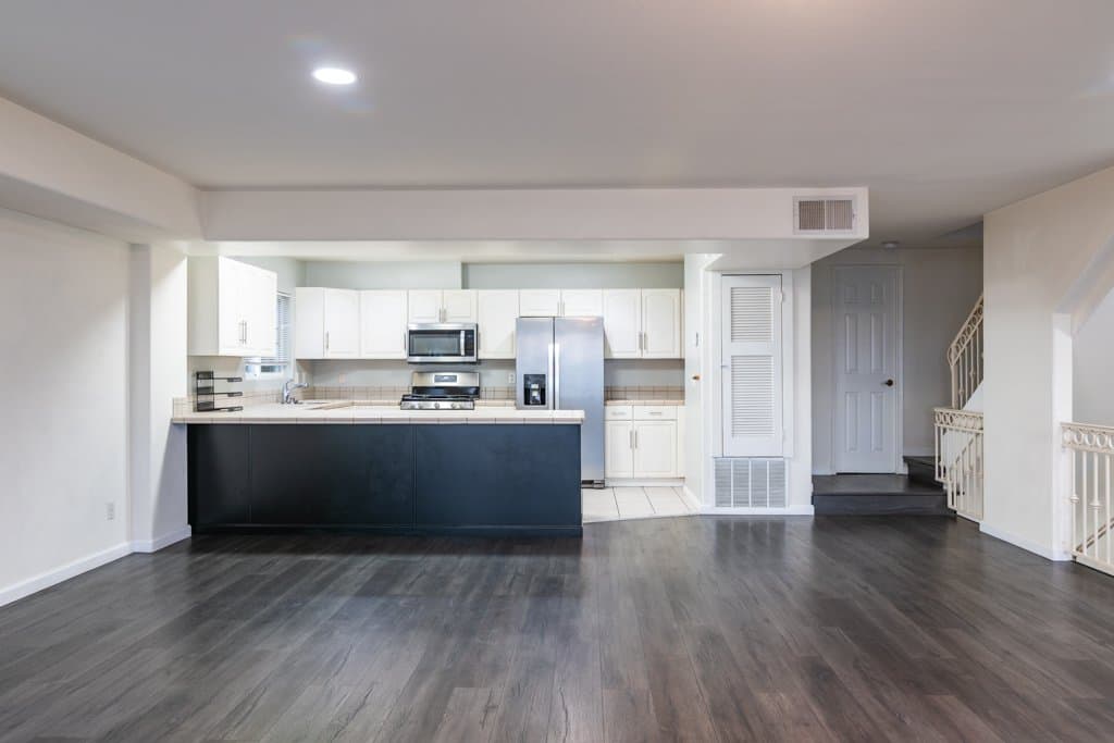 San Diego Townhome: 2905 India St