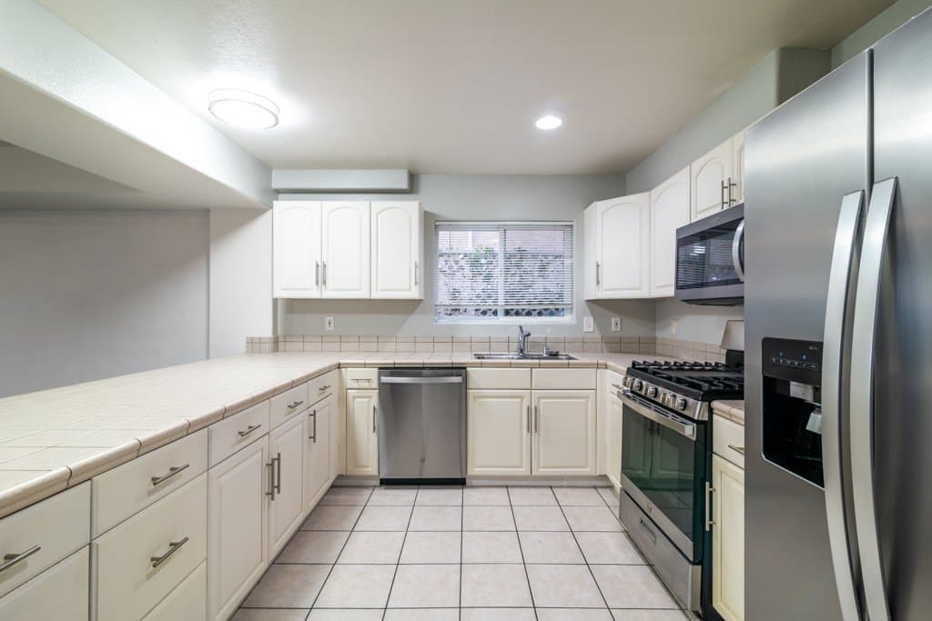 San Diego Townhome: 2905 India St