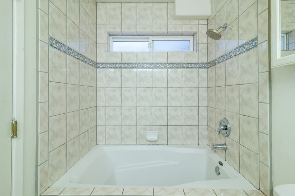 San Diego Townhome: 2905 India St
