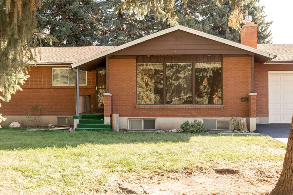 Huntsville House: 916 S 6800 E