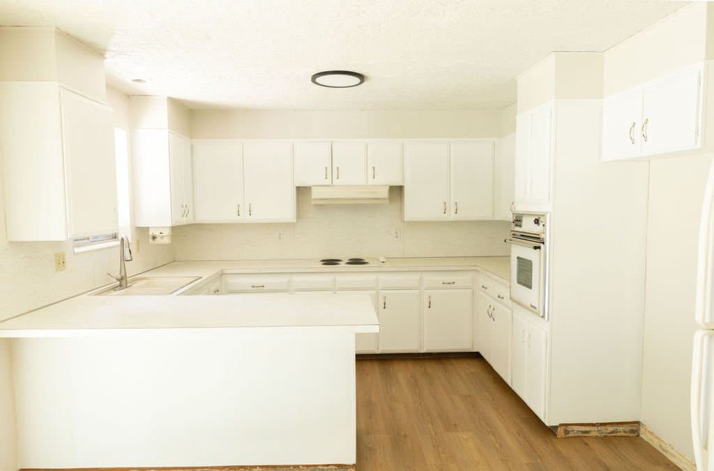 Huntsville House: 916 S 6800 E
