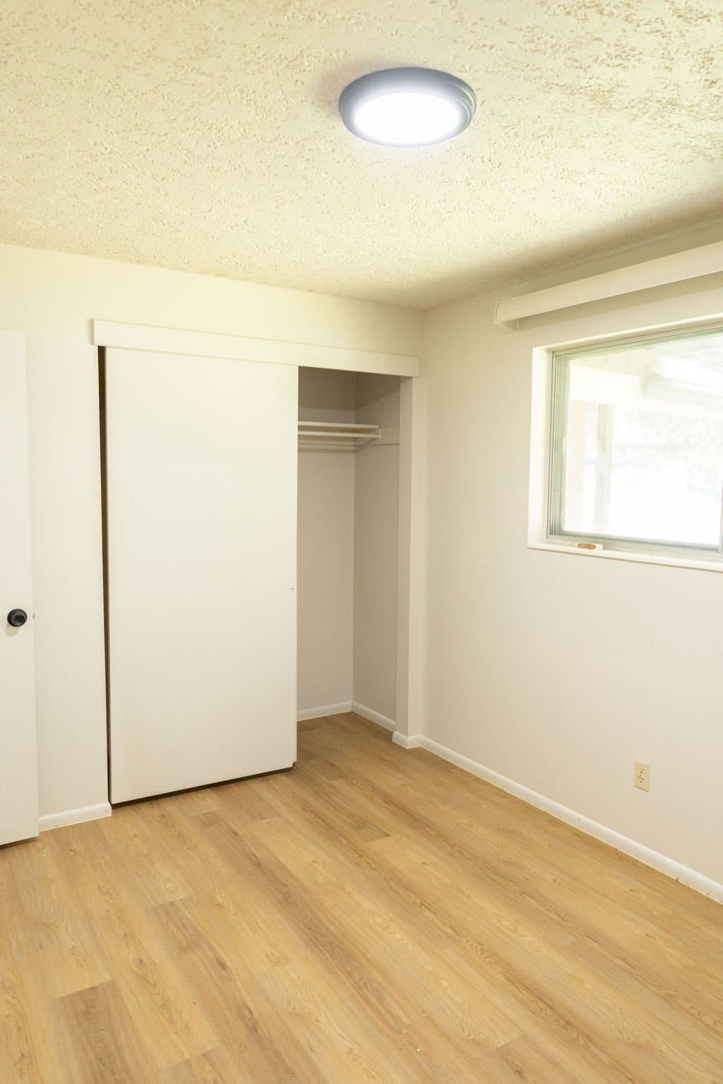 Huntsville House: 916 S 6800 E