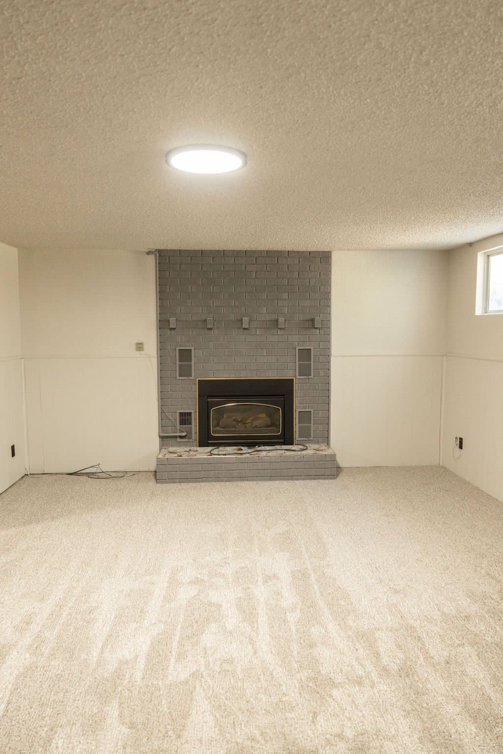 Huntsville House: 916 S 6800 E