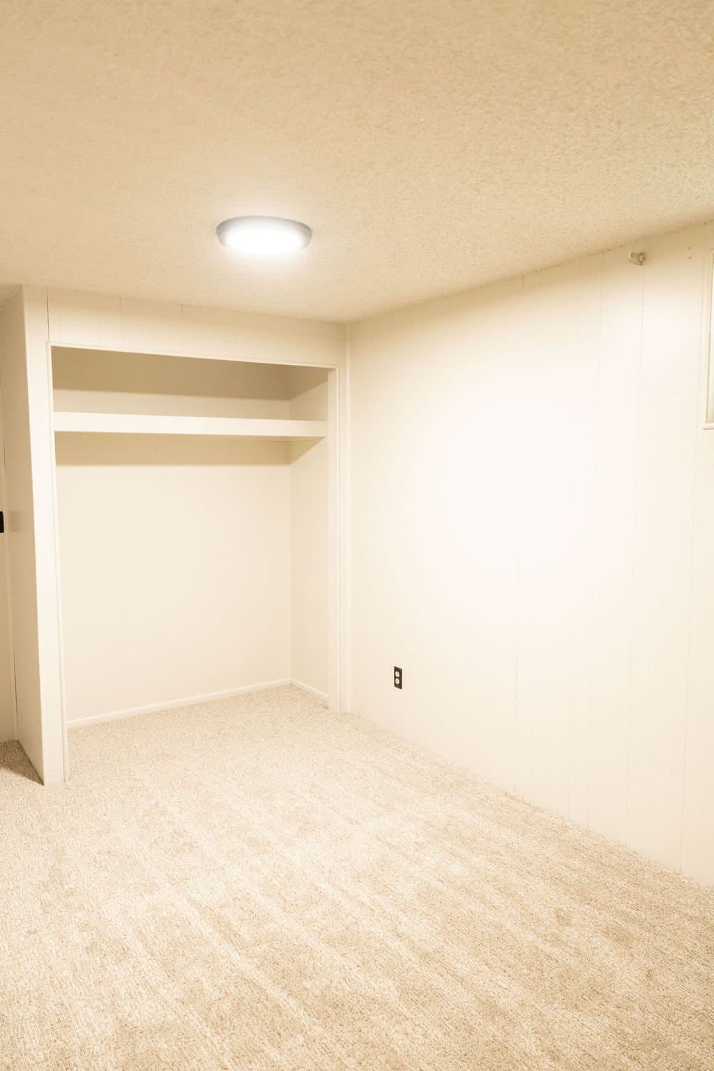 Huntsville House: 916 S 6800 E