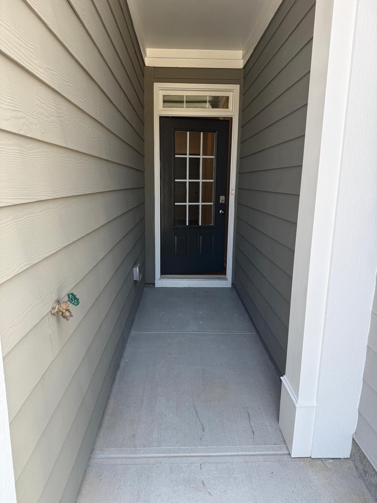 Flowery Branch Townhome: 6661 Parsons St