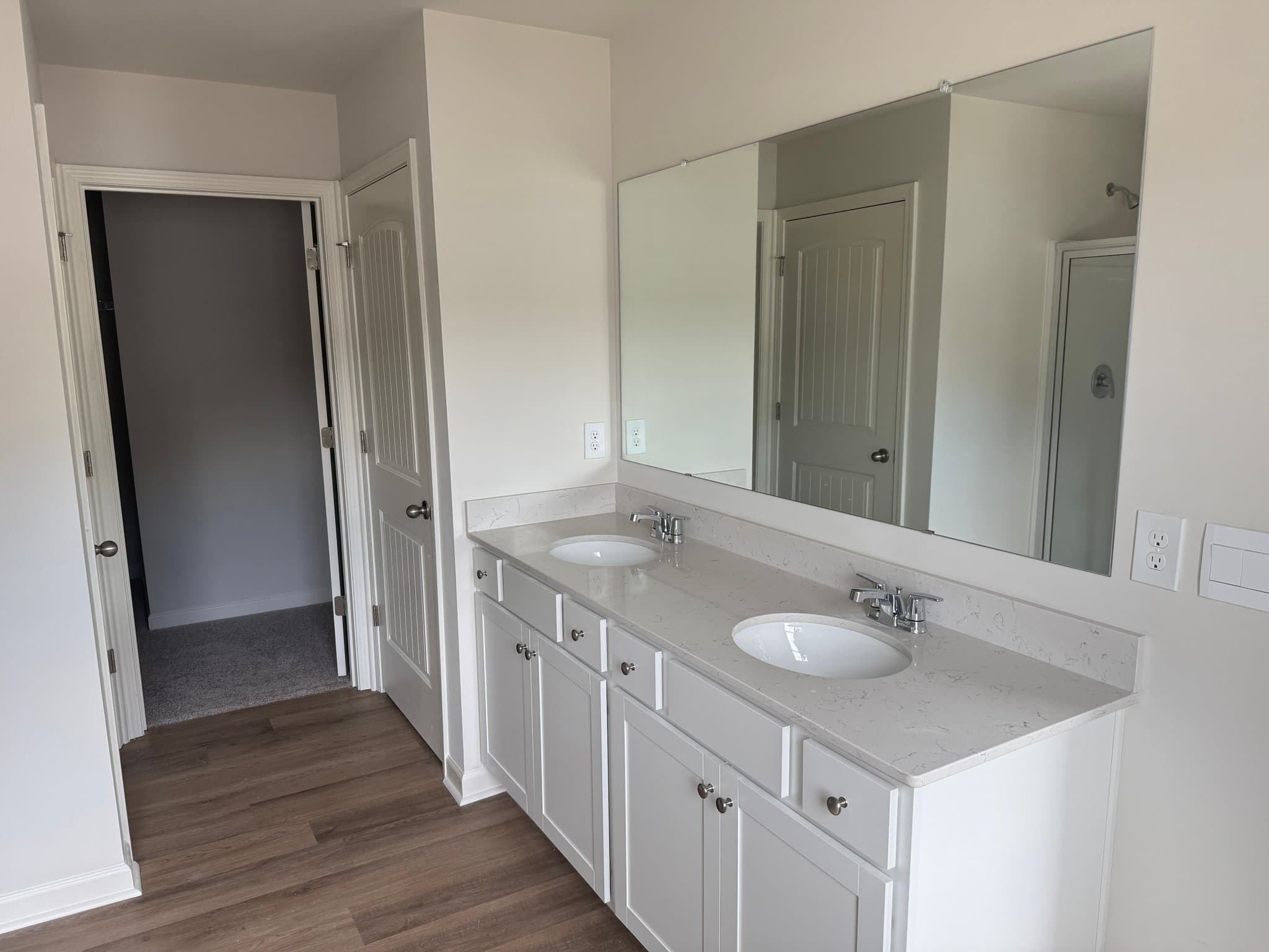 Flowery Branch Townhome: 6661 Parsons St
