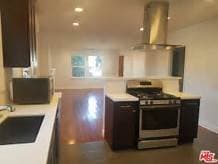 Los Angeles House: 4308 Lockwood Ave