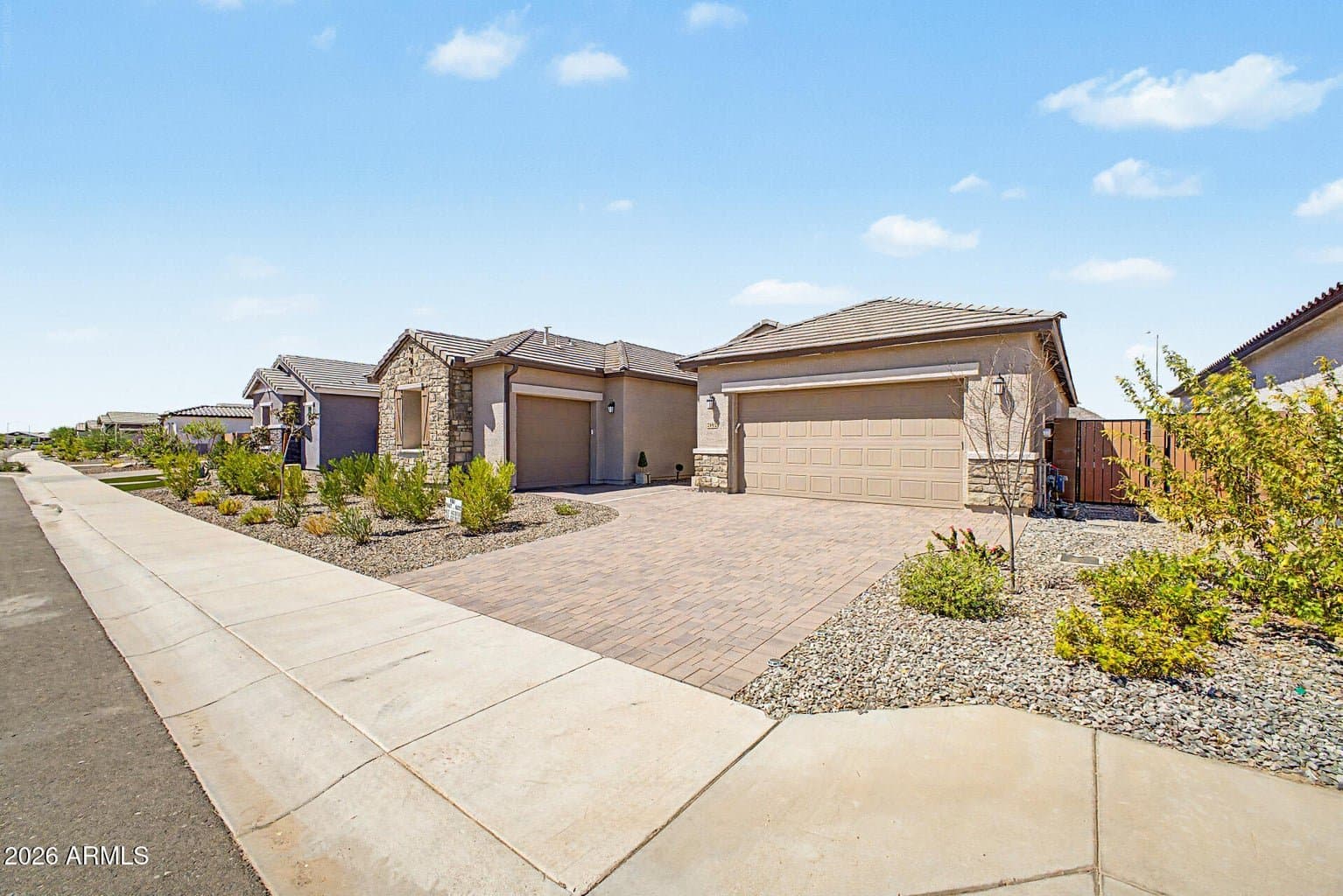 Peoria House: 25832 N 77th Dr