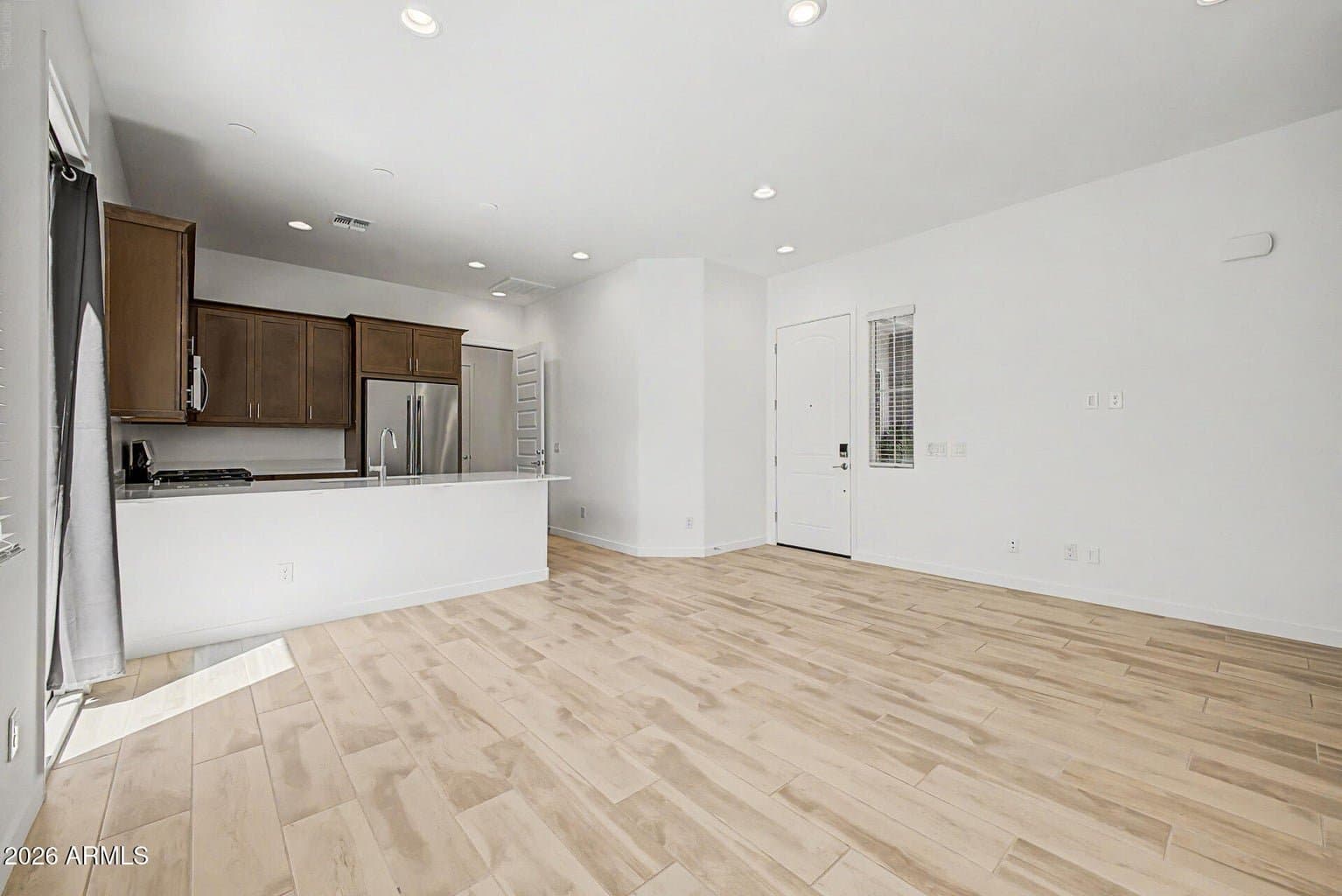 Peoria House: 25832 N 77th Dr