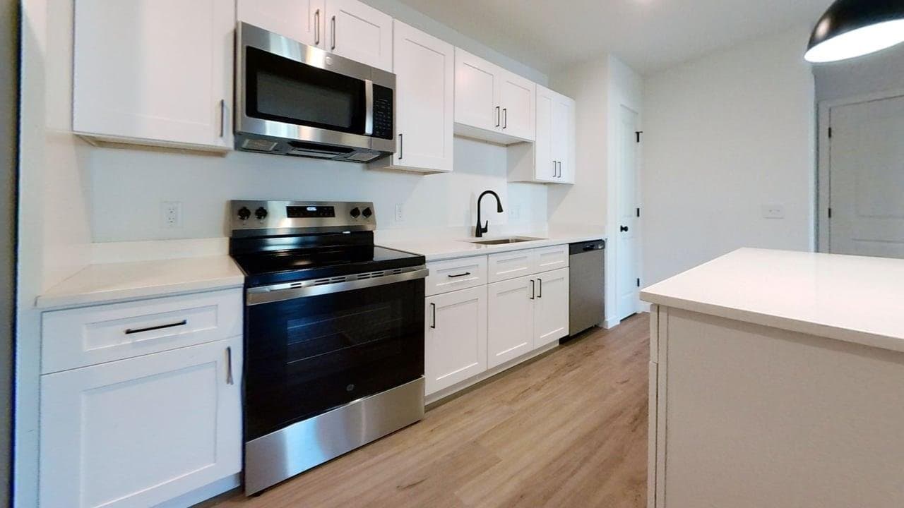 Beloit Apartment: 3080 Prairie Ave.