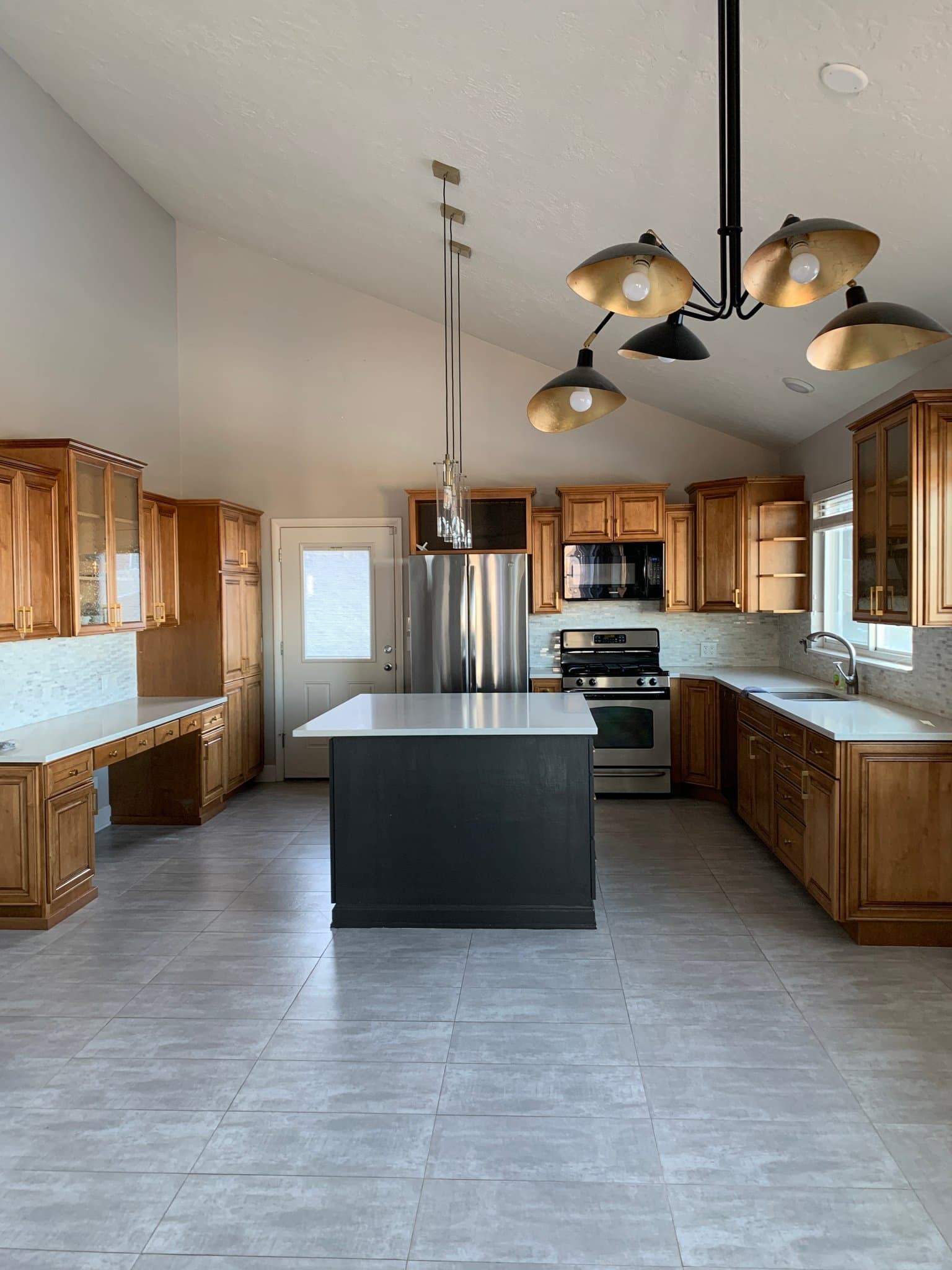 Provo House: 2066 N 1220 E